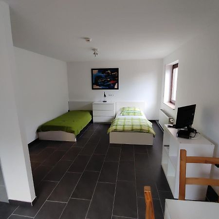 Ferienwohnung Kerstin Grambow Vaihingen an der Enz Exterior foto